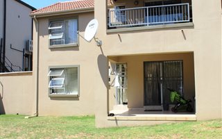 2 Bedroom Townhouse in Tijger Valley and surrounds