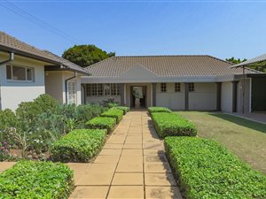 5 Bed House in Waterkloof
