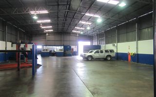 900 m² Industrial space in Korsten
