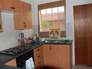 3 Bed Townhouse in Honeydew Ridge