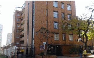 2 Bedroom Flat in Sunnyside