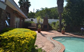 4 Bedroom House in Lynnwood Manor