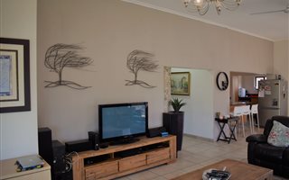 3 Bedroom House in Palm Lakes Estate