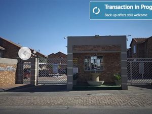 3 Bed Apartment in Beyers Park