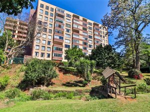 3 Bed Apartment in Clarendon