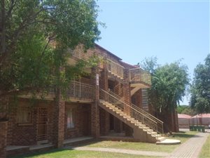 1 Bed Apartment in Karen Park