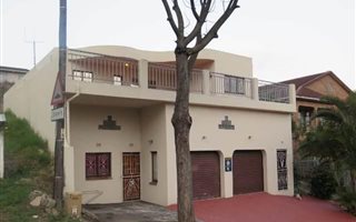 4 Bedroom House in Newlands West