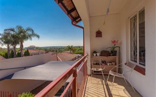 2 Bedroom Townhouse in Fairland