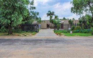 4 Bedroom House in Brackenhurst