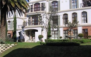 2 Bedroom Apartment in Craighall