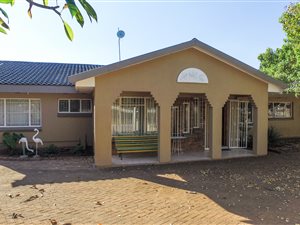 4 Bed House in Sinoville