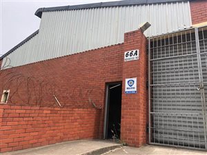 616 m² Industrial space in New Germany