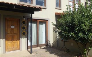 2 Bedroom Apartment in Heidelberg Central