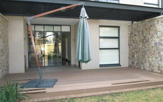 2 Bedroom Apartment in Houghton Estate