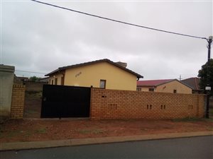 3 Bed House in Protea Ridge