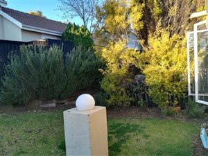 2 Bed Townhouse in Douglasdale