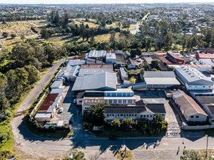 10000 m² Industrial space in Chiselhurst