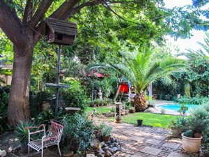 3 Bed House in Selection Park