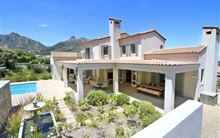 4 Bedroom House in Hout Bay and surrounds