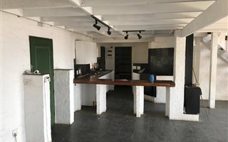 4 Bedroom House in Lanseria and surrounds