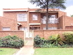 4 Bed House in Mackenzie Park