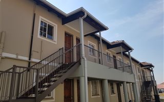 1 Bedroom Apartment in Comet