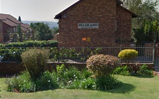 2 Bedroom Townhouse in Zwartkop