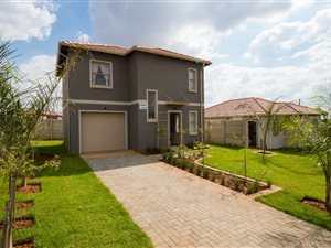 3 Bed House in Mahube Valley