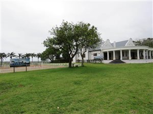 1500 m² Land available in Seaton Estate