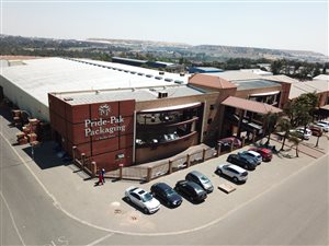 10732 m² Industrial space in Ormonde