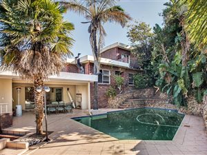 4 Bed House in Constantia Kloof