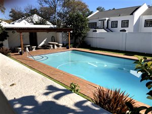 2 Bed Apartment in Kelland