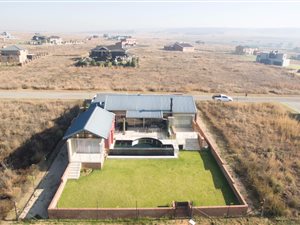 2 Bed House in Bronkhorstbaai