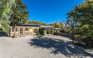 550 m² Commercial space in Noordheuwel