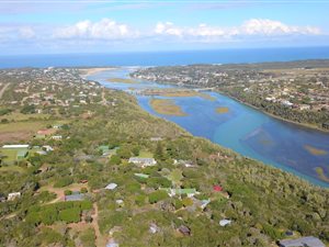 2.6 ha Smallholding in Kenton-on-Sea