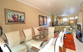 3 Bedroom Townhouse in Nahoon