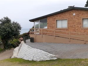 3 Bed Simplex in Palm Beach
