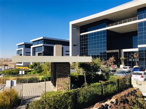 Office space in Waterfall Estate
