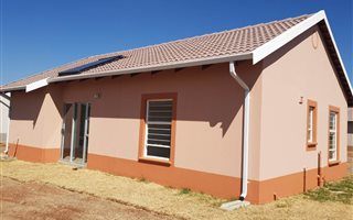 3 Bedroom House in Van Dyk Park