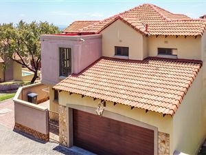 3 Bed Townhouse in Allens Nek