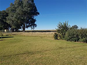 174 ha Farm in Delareyville