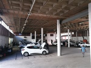 4000 m² Commercial space in Greyville