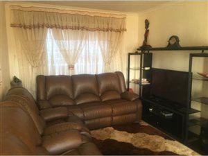 2 Bed Townhouse in Kempton Park Central