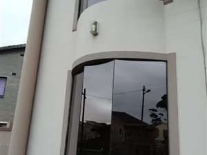 3 Bed House in Westcliff