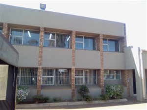 Commercial space in Dunswart