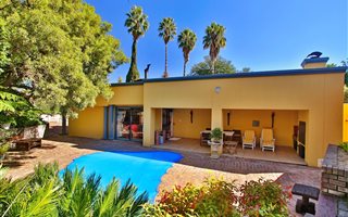 3 Bedroom House in Fontainebleau