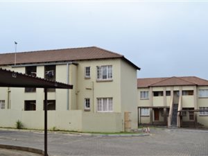 2 Bedroom Townhouse in Elspark