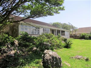 3 Bed House in Port Edward