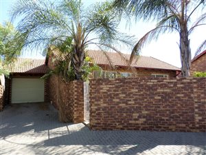2 Bedroom Townhouse in Meyerspark