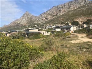 1413 m² Land available in Stonehurst Mountain Estate